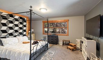 404 SNAKE RIVER Dr, Alpine, WY 83128