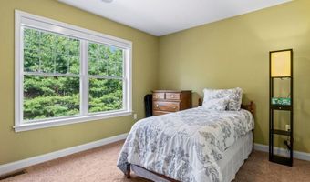 38 Harvest Hill Ln 38, Auburn, ME 04210