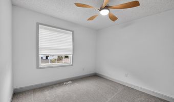 29 Ravenwood Blvd, Barnegat, NJ 08005