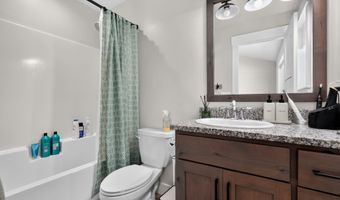 980 Alpine Dr, Chubbuck, ID 83202