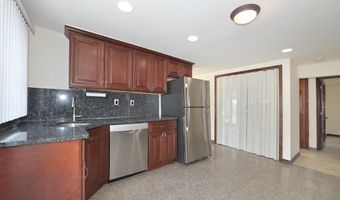 9 Cabot Rd W, Massapequa, NY 11758