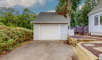 4 Highland Ave, Bethel, CT 06801