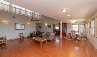11088 Tahiti St, Bay St. Louis, MS 39520
