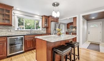 194 Paine St, Bellingham, MA 02019