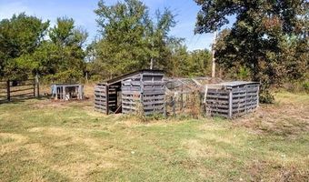 8990 Hilltop Rd, Beggs, OK 74421