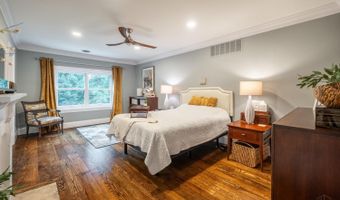 3729 Broadview Dr, Cincinnati, OH 45208