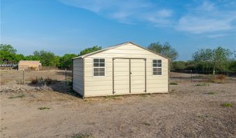 108 County Road 1601 Cir, Alice, TX 78332