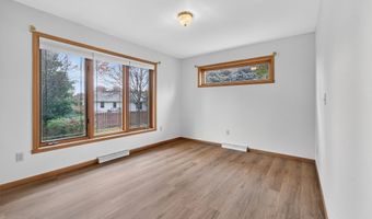 W2313 ST GERMAINE Court, Appleton, WI 54915