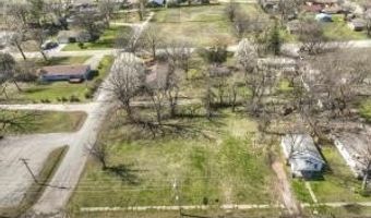2227 Military Ave, Baxter Springs, KS 66713