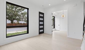 2007 S JOYCE St, Arlington, VA 22202