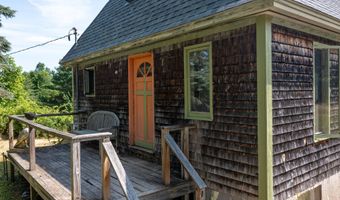 416 Lincolnville Ave, Belfast, ME 04915