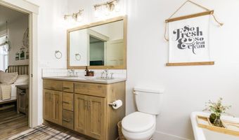 5272 Canterbury St, Chubbuck, ID 83202