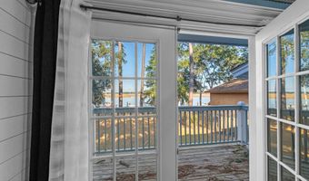 102 Battery Ln 102, Beaufort, SC 29902