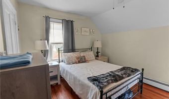 66 Earl Ave, East Providence, RI 02915