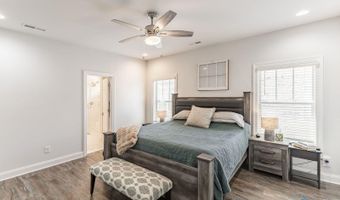17311 Brooklawn St, Athens, AL 35611