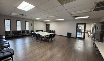 208 E LAKE Ave, Auburndale, FL 33823