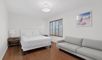 9735 Village Green Dr NE, Albuquerque, NM 87111