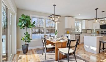 21 Edgewater Dr, Brentwood, NH 03833