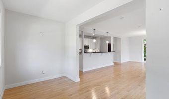 25 Staniford Farm Rd, Burlington, VT 05408