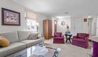 66 W River Pkwy, North Providence, RI 02904