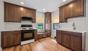 16 Bethel St, Bristol, CT 06010