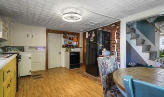 203 Grove St, Bangor, ME 04401
