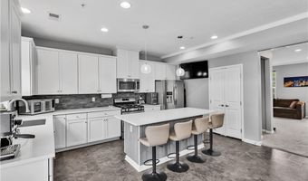 1304 Pointe View Dr, Adams Twp., PA 16046