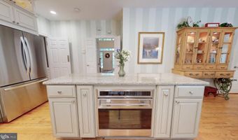 7565 MARSHALL Dr, Annandale, VA 22003