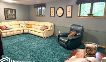 109 Sunset Dr, Algona, IA 50511