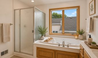 7690 Gibraltar Ter, Apple Valley, MN 55124