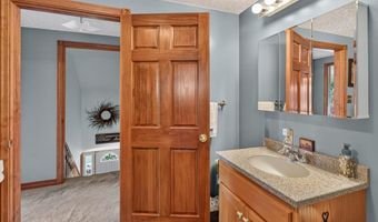 202 Bear Cove Rd, Baileyville, ME 04694