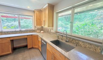 6819 SELKIRK, Bethesda, MD 20817