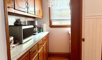 10 Prospect St, Bristol, RI 02809