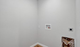 100 Northview Ter, Ash Grove, MO 65604