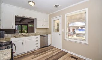 78 FAIRLANE St, Alexander City, AL 35010