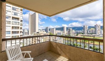 2215 Aloha Dr DH1701, Honolulu, HI 96815