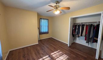 1199 Tom Cooper Rd, Batesville, MS 38606