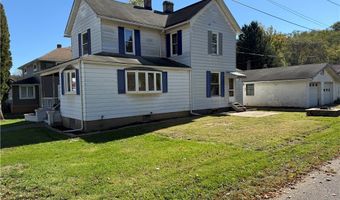 572 W Main St, Adena, OH 43901