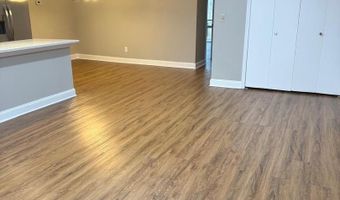 7553 SPRING LAKE Dr #D, Bethesda, MD 20817