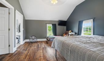 6246 Slater Rd, Andover, OH 44003