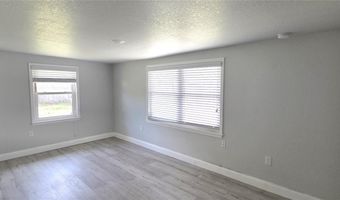 132 JAMES St, Auburndale, FL 33823