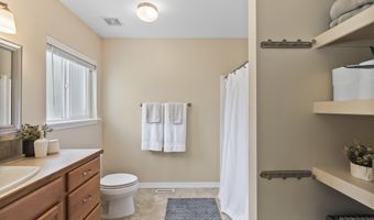 3850 W Hill Rd, Boise, ID 83703