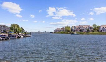 11 BURR HILL Dr, Berlin, MD 21811