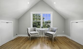 16 Pinehurst St, Boston, MA 02131