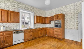 152 Church St, Belfast, ME 04915