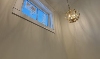 281 7th St, Avalon, NJ 08202