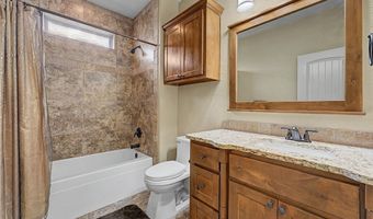 3904 SW Layton Rd, Bentonville, AR 72713