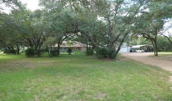 1074 Buffalo Cir, Altair, TX 77412