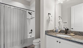 117 MALLARD Dr, Lake Frederick, VA 22630