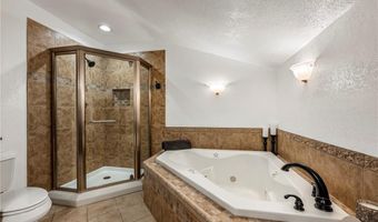 12460 Peach Orchard Rd, Bentonville, AR 72712